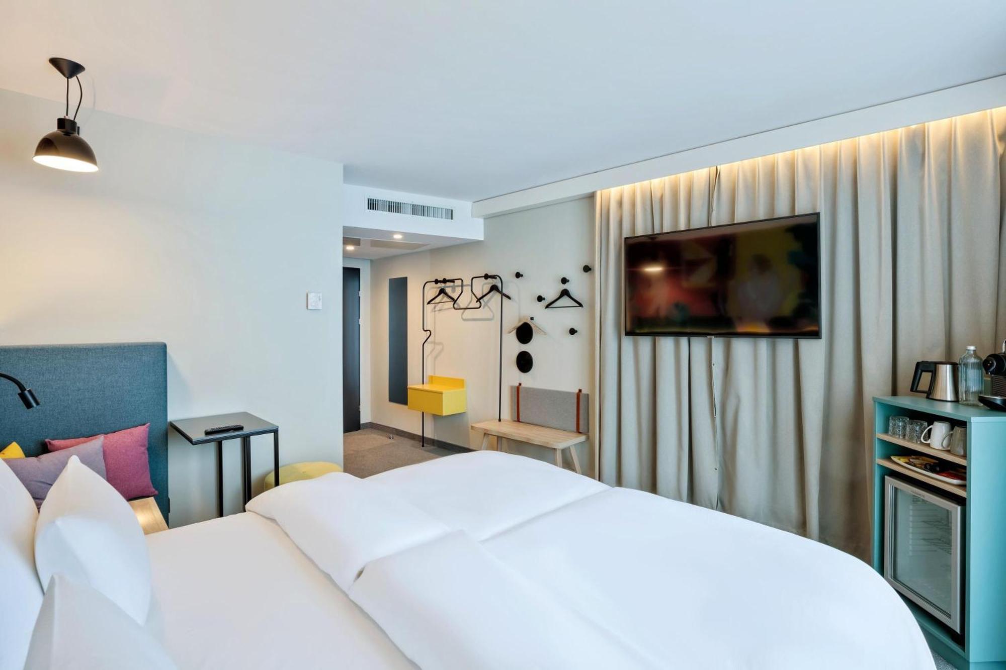 Spark By Hilton Vienna Messe Prater Bagian luar foto